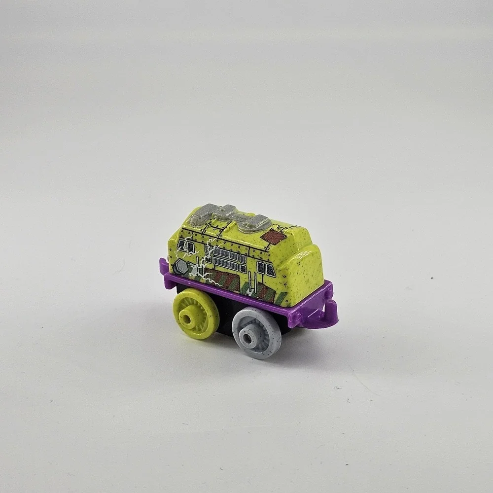 Thomas‎ & Friends Minis - FRANKENSTEIN DIESEL - 2014 Gullane - H43A